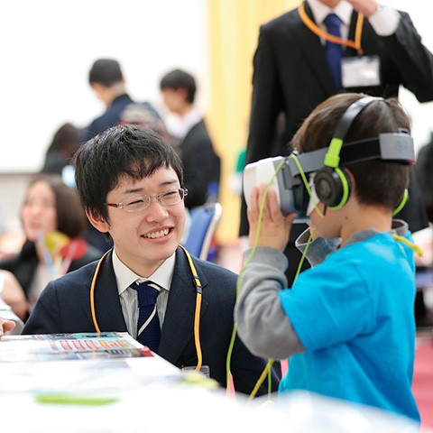 �o�[�`�����J���p�j�[