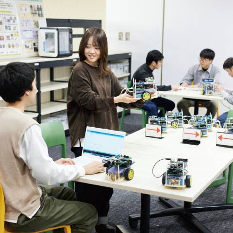 ���J�g���j�N�X��b�E���H�E�n�����K