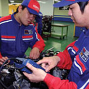 2�l��1��̎��K�Ԃ��g�p���܂��B