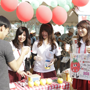 �K�i�O��؃X�C�[�c�̊J���E�̔�