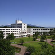 �L���Ȏ��R�Ɉ͂܂ꂽ���