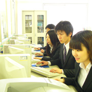 ���l�T���V�X�e�����傢�Ɋ��p����