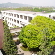 �q�g�Ǝ��R�ɐg�߂ȍH�w���߂�����