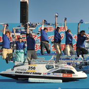 �G�R�����J�[�Ŋw���N���X4�A�e�I