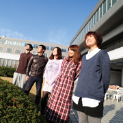 �L�����p�X�̎���͊w���ł�