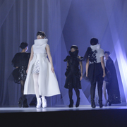 �������`�w�ȃt�@�b�V�����V���[