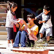 �ۈ�̃X�y�V�����X�g��{��