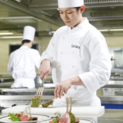 ��l�ЂƂ肪�ꗬ�ɂȂ�I�I