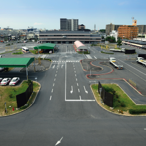 �����Ԋw�Z�����݂���Ă��܂�