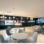 �w����p�J�t�F�͐l�C�̃X�|�b�g