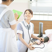 ��l�ЂƂ�̐S�Ɋ��Y�����Ō��