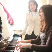 �}���c�[�}���̃s�A�m���b�X��