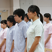 ���E�̃��[�_�[�I���݂�ڎw��