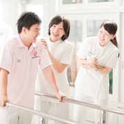 �S���g�b�v�N���X�̍��Ǝ������i��