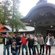 �Z�O���C�Ō��z�𔧂Ŋ�����