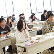 �Տ��H�w�ȍ��w