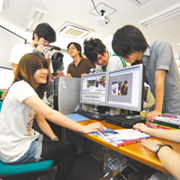 �b�f�N���G�[�^�[���琬����