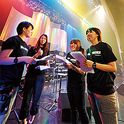 �R���T�[�g�𐧍�I�I