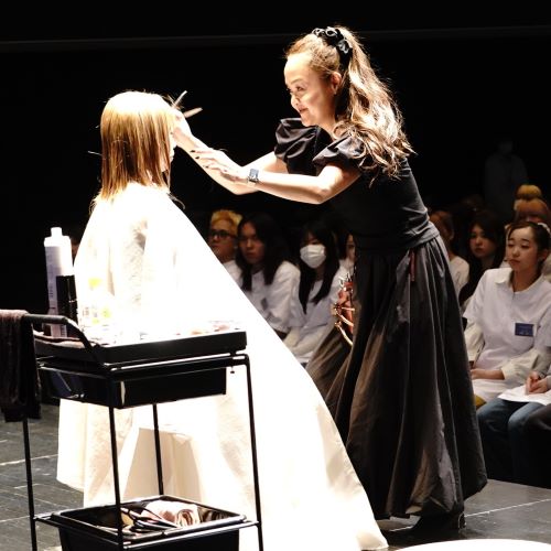 �w�Z�̓��F3