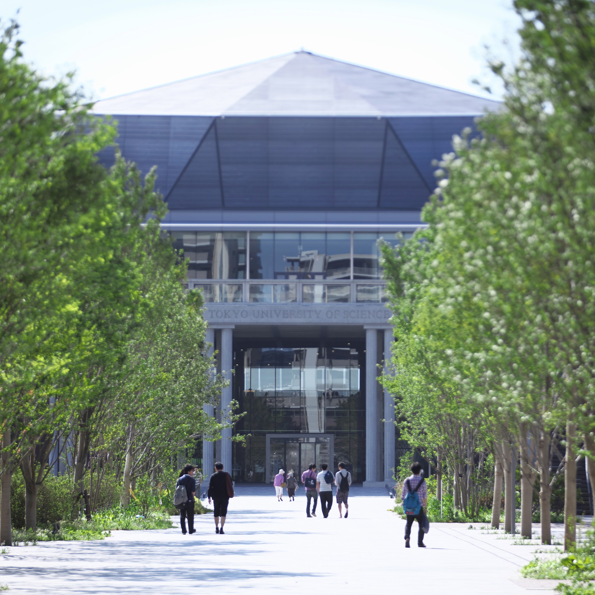 �w�Z�̓��F2