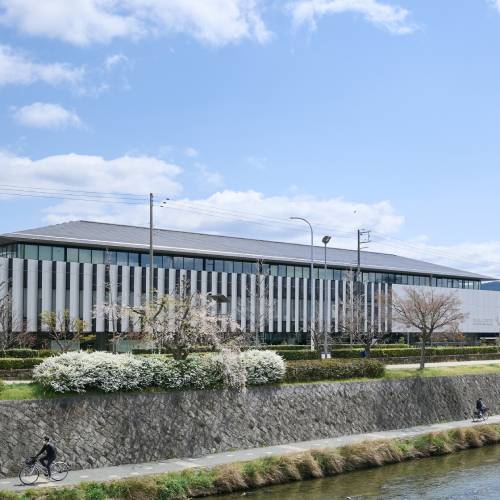 �w�Z�̓��F3