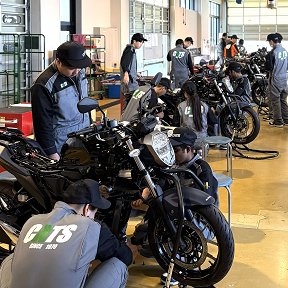 �w�Z�̓��F2