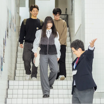 ���ی�ɊJ�Á��v�`�w�Z���w��