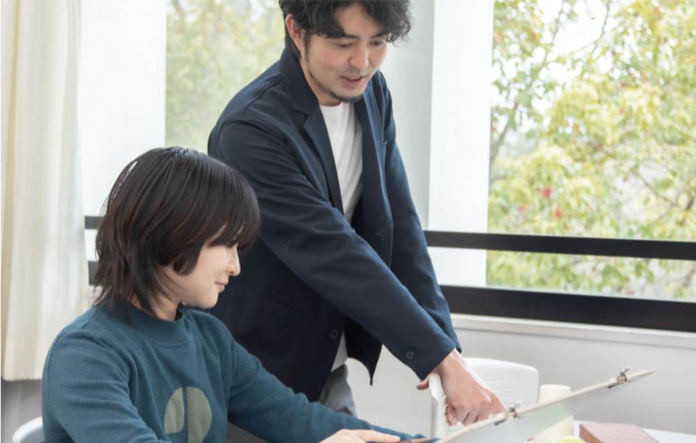 �y���Z���̂��߂̃f�b�T���u���z�`���u�K�i����^�E���O�\�񐧁j