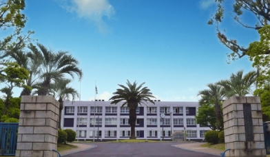 ���q�����w�Z