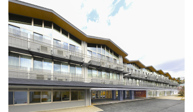 ���s���q���w�Z