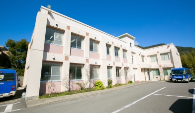 �����O��䍂���w�Z